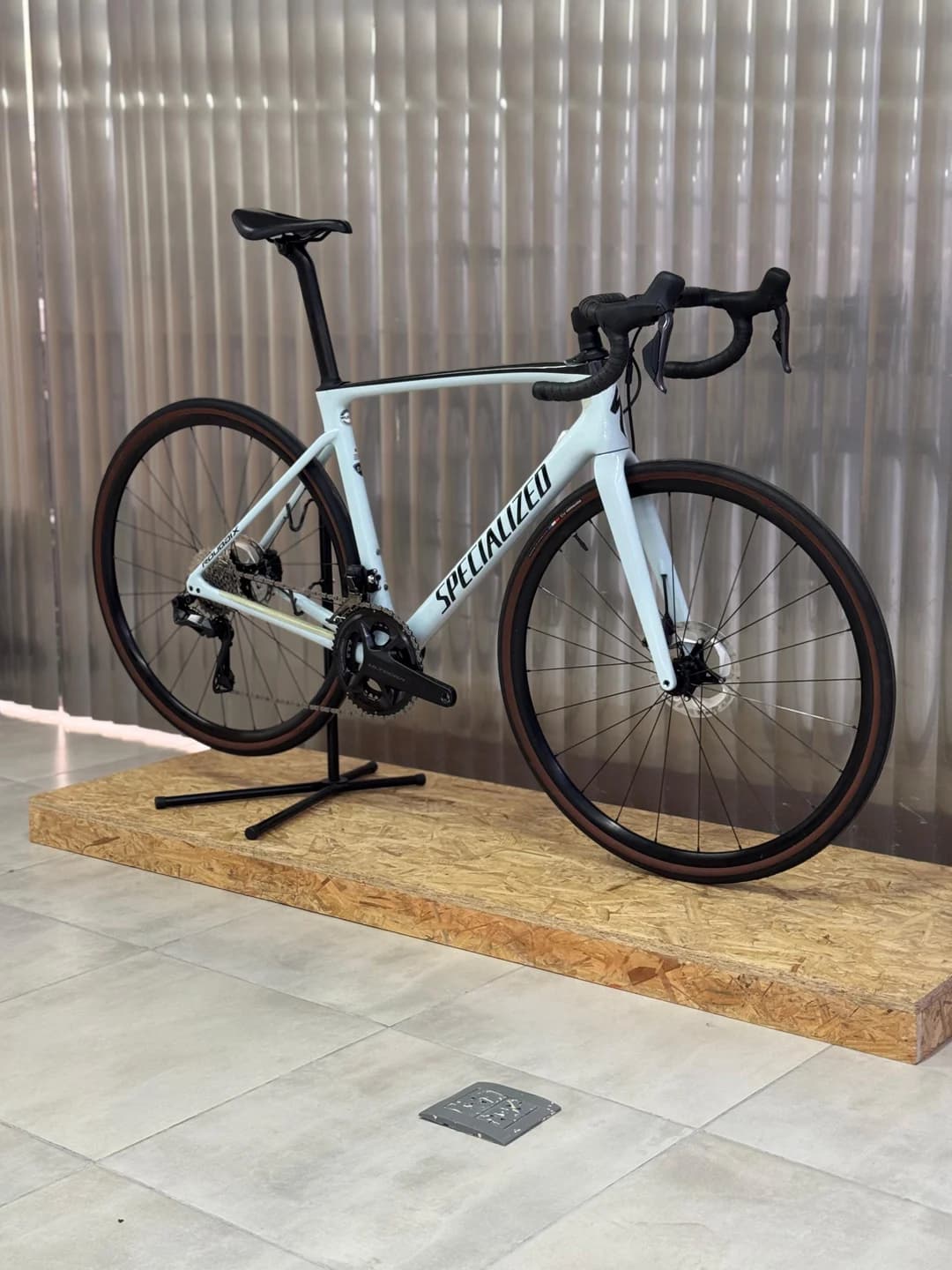 SPECIALIZED Roubaix sport
